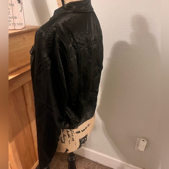 Urban outfitters satin jacket - Picture 6 of 12